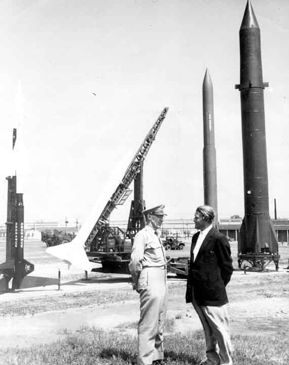Toftoy and von Braun talking - The Army Origins of Operation Paperclip &amp; NASA