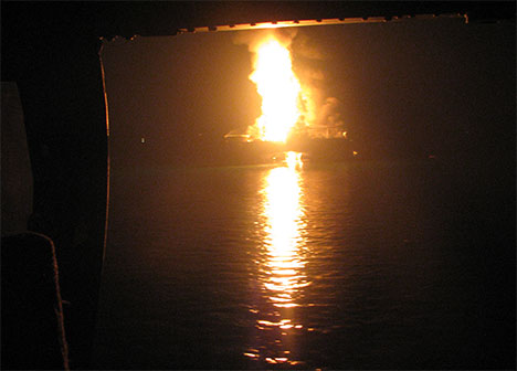 oil rig explosion gulf mexico louisiana photo 0001 - Conservative Propagandists Claim Silver (Or Gold) Lining To BP Disaster