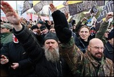IR130 RUSSIA 02 - Key Neo-Nazi Activist Emerges in U.S., Russia